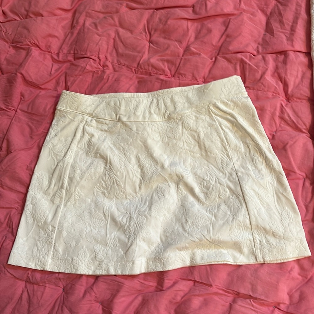 1990’s Wimbledon women’s size Large cream brocade floral print tennis skirt